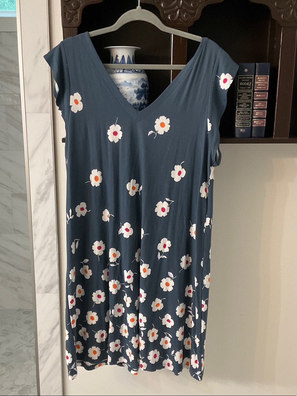 LOFT Outlet Blue Floral Sleeveless Top with White & Orange Print